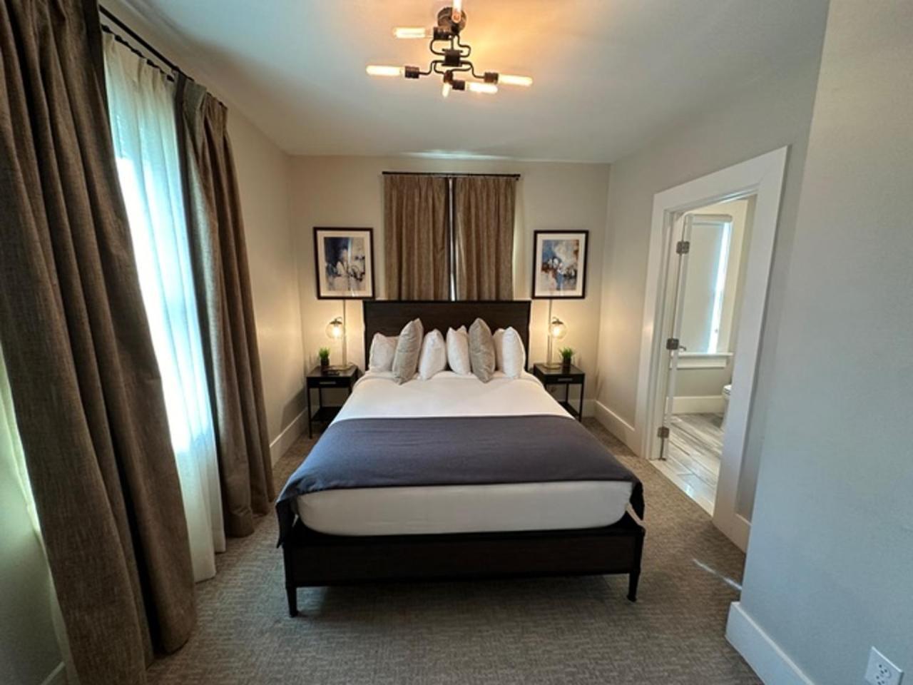 Entire Modern 7 Unit 7 Bath Boutique Inn Newport Exterior foto